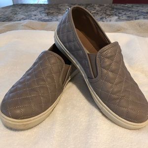 Steve Madden Ecentrcq Slip-On Sneaker